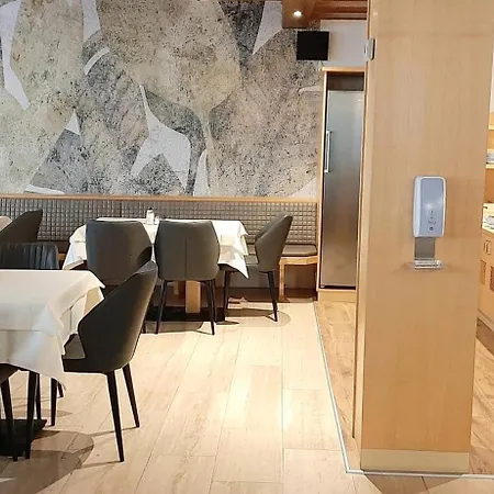 Hotell Garni Bergland 3*