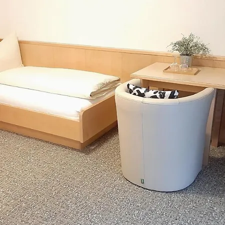 فندق Garni Bergland 3*